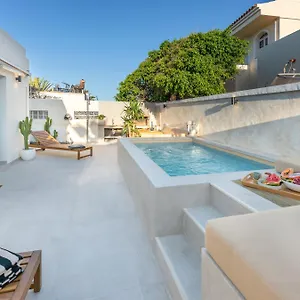 https://urban-chill-house.hotelsfuerteventura.org